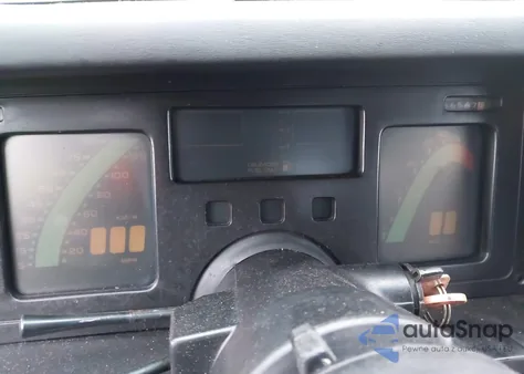 1985 Chevrolet Corvette из США, поврежденный, VIN 1G1YY078XF5125681